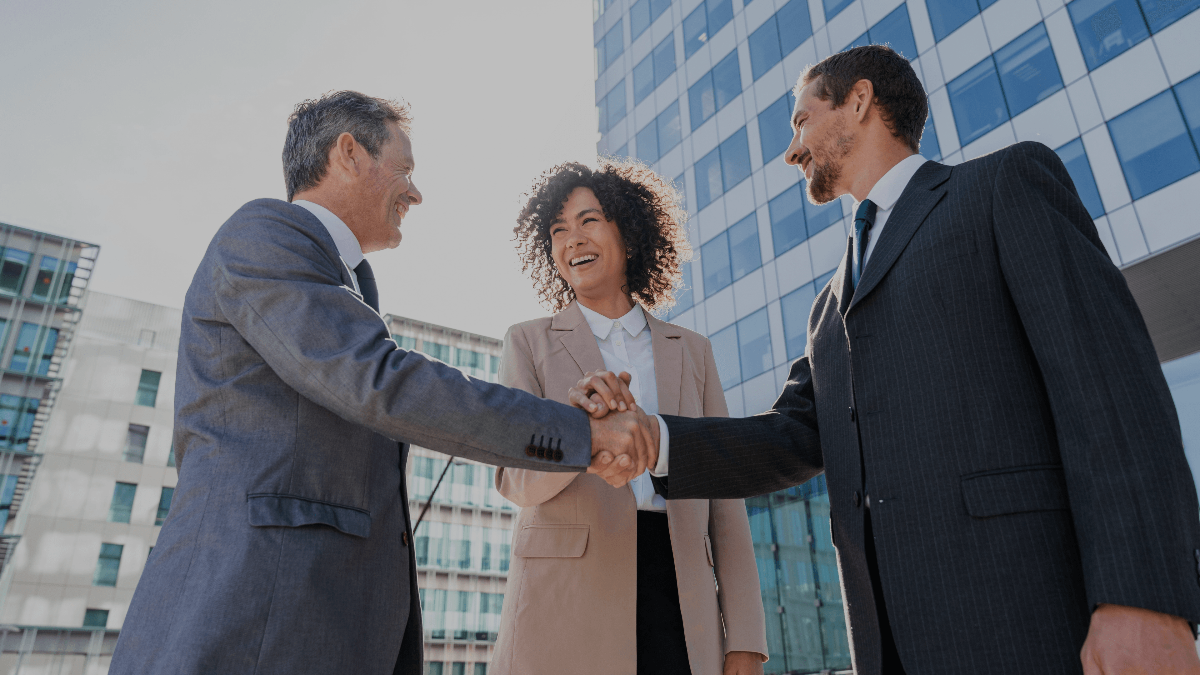 Zuverlässige Energieversorgung für Industrie- und Gewerbekunden